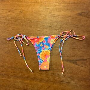 Kulani Kinis Sapphire Sun Floral Tie Side Bikini Bottom 🌺